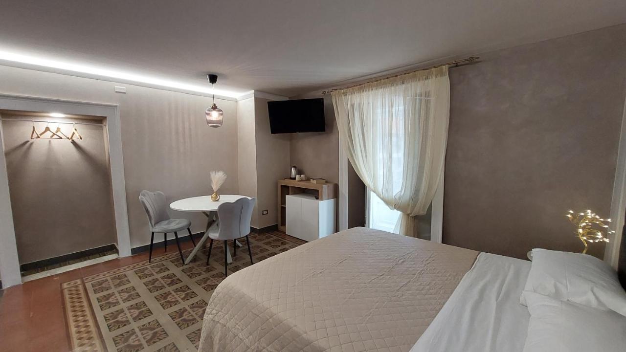 I 3 Principi, Garibaldi Suites CTA Exterior foto